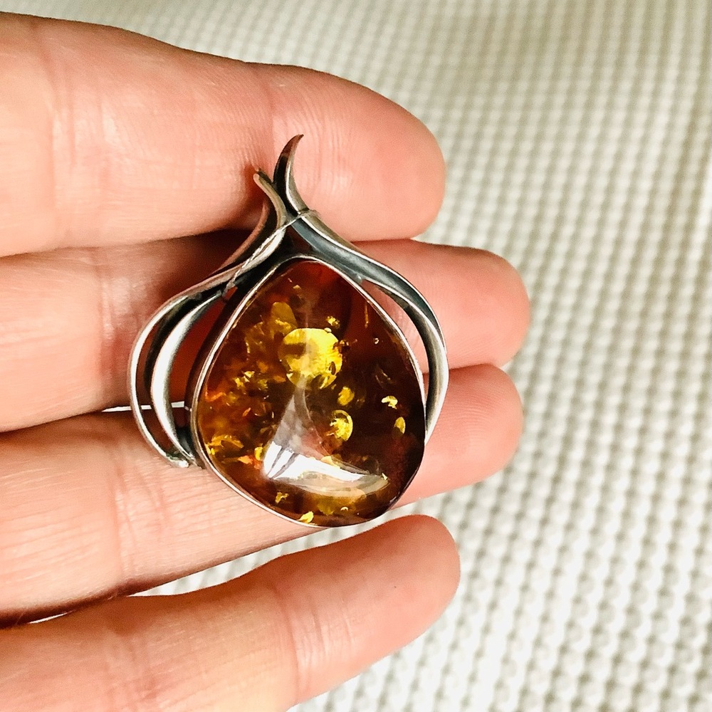 Beautiful REAL BALTIC AMBER brooch/ pendant ☀️☀️☀️ - Picture 7 of 13